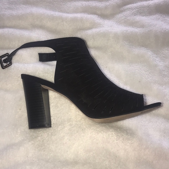 MADDEN GIRL BLACK HEELS - Picture 2 of 5